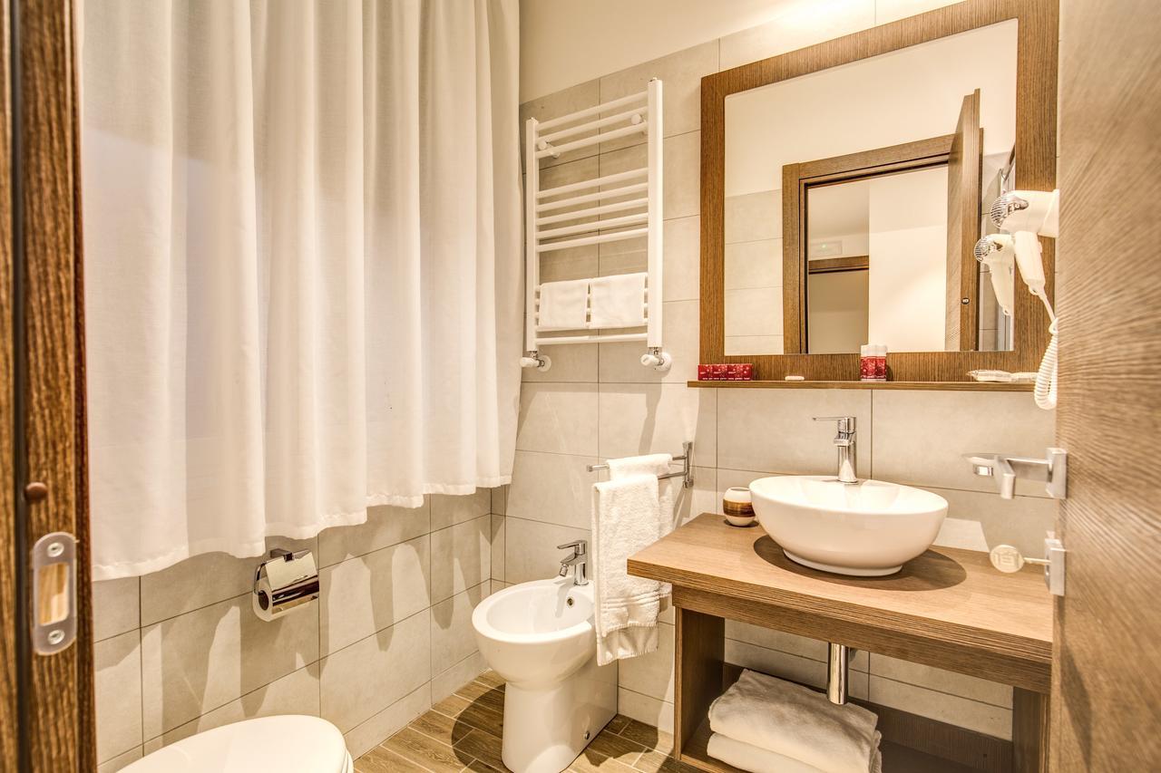 House Garden Hotel Rome Bagian luar foto