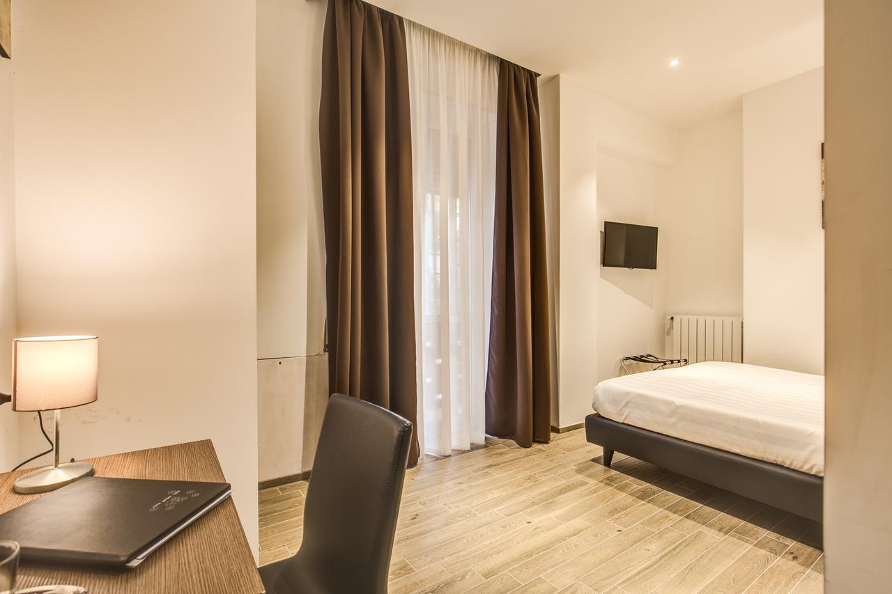 House Garden Hotel Rome Bagian luar foto